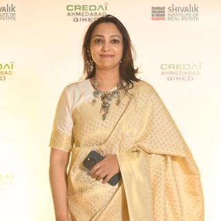 Mrs. Dipali Shah